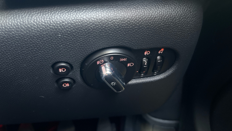 MINI Hatchback 1.5 Cooper 3dr Petrol Hatchback